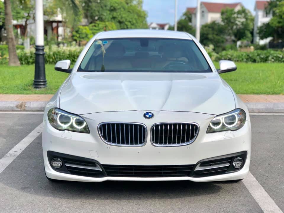 BMW 520i 2016  Chiếc xe Chuẩn Doanh Nhân cho những người thích tốc độ và  tự cầm lái  YouTube